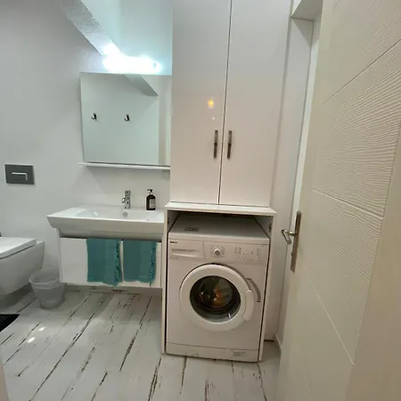 Apartment Merkezde Denize 50 Adim B